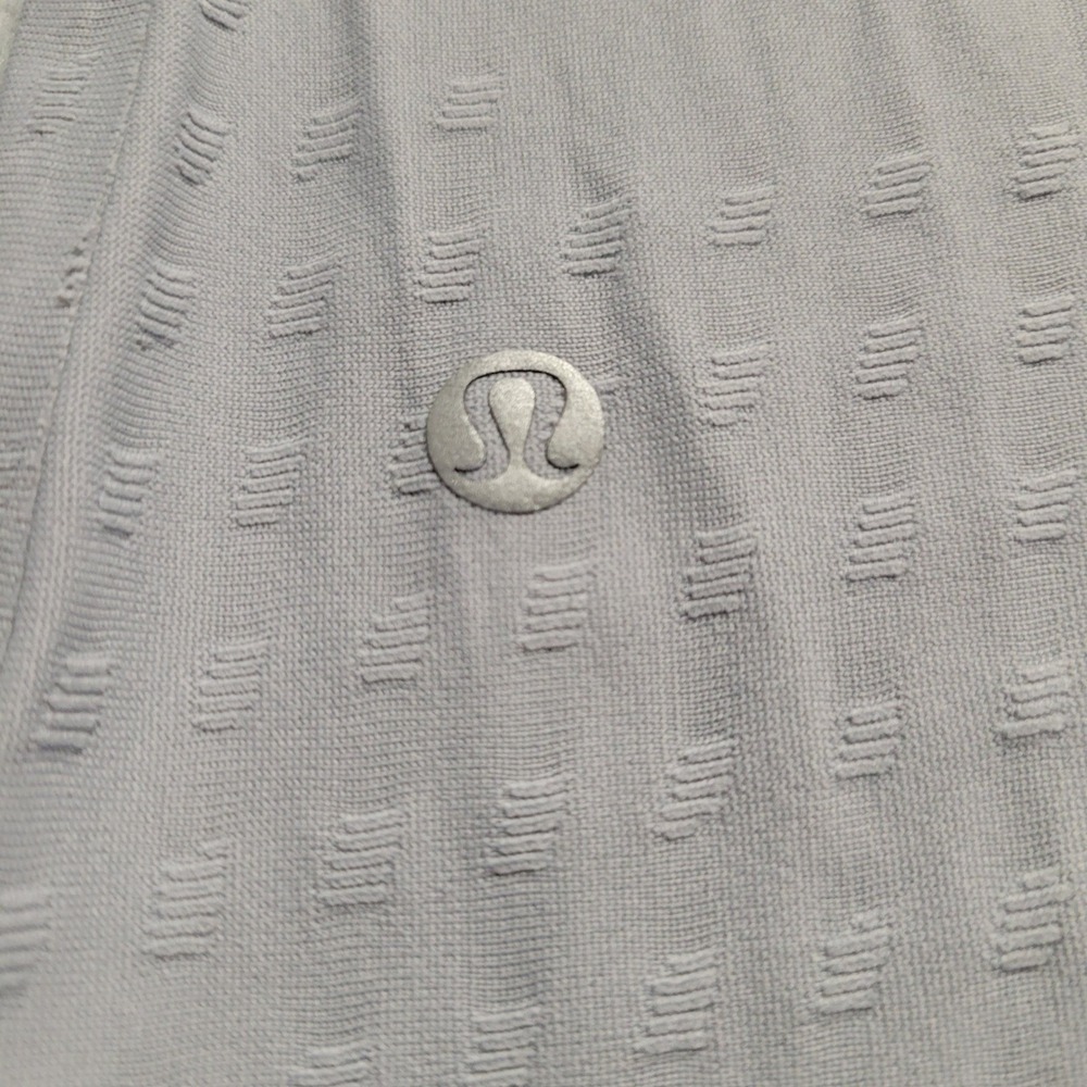 Lululemon Running Gym Long Sleeve Crewneck Shirt Grey Womens Size 6 - Picture 6 of 7